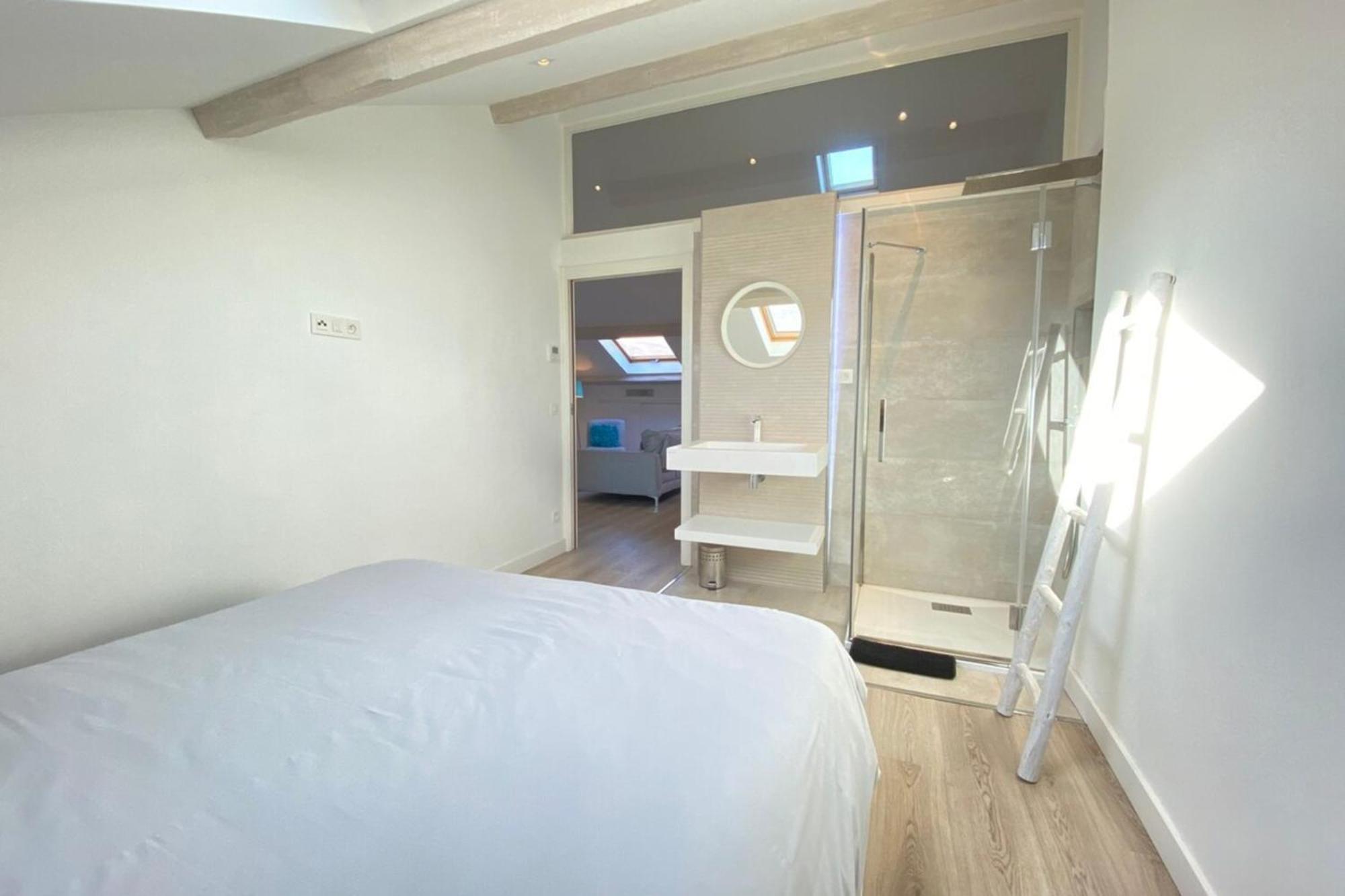 Modern & Bright 4-Room Apartment In Cannes Banane エクステリア 写真